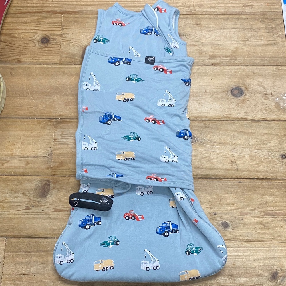 Kyte BABY Blue Pajamas with Construction Print